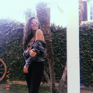 Meet your Posher, Geoavana